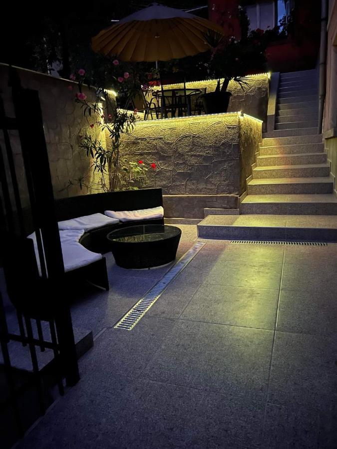 Casa Simionov Apartment Băile Herculane Exterior photo
